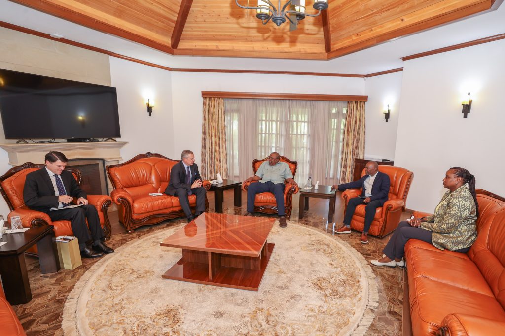 Former President Uhuru Kenyatta with Marc Dillard, the new Chargé d’Affaires at the U.S. Embassy in Kenya at his Gatundu home on Wednesday December 11, 2024. PHOTO/@4thPresidentKE/X