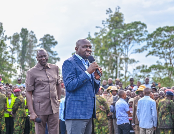 Interior CS Kipchumba Murkomen speaks as President William Ruto looks on. PHOTO/@WilliamsRuto/X