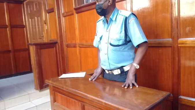 Kasarani traffic cop drops charges against Ian Njoroge who was caught on camera beating him silly